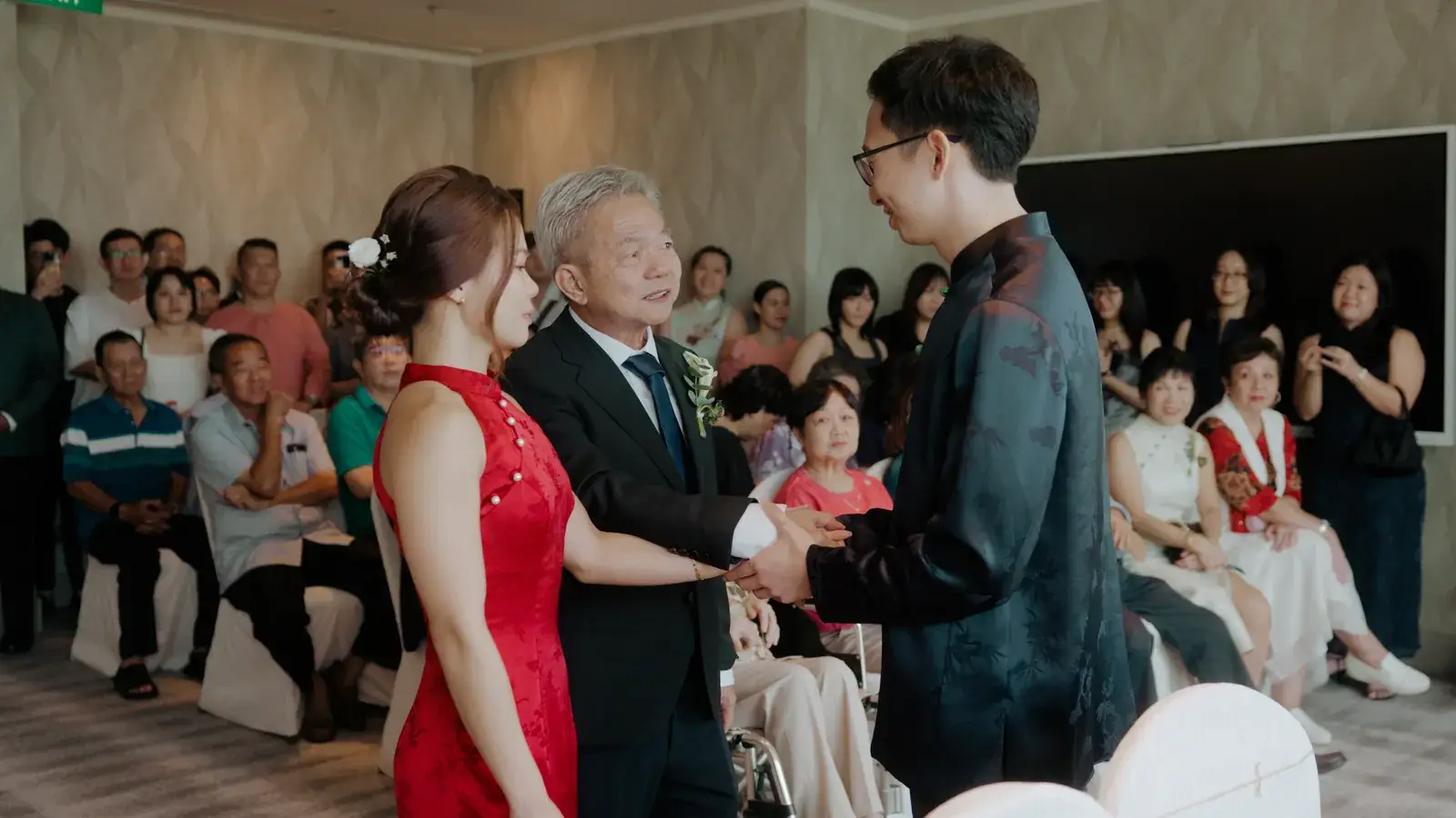 Bride handover during the Mandarin Oriental Singapore solemnisation