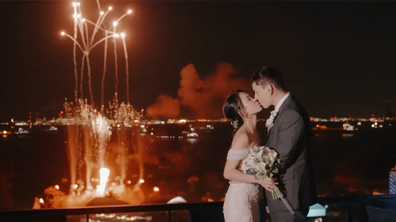 Play Jun Kang & Tiffany at 1-Altitude Coast, Sentosa